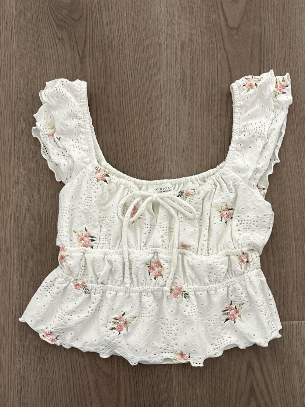 White floral blouse with pink floral embroidery and eyelet lace size Small
